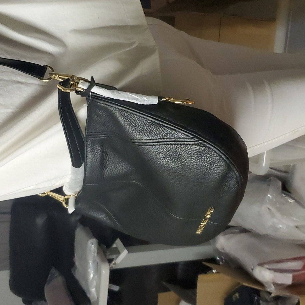 NWT Michael Kors Leather Convertible Medium Bedford Shoulder Hobo BLACK